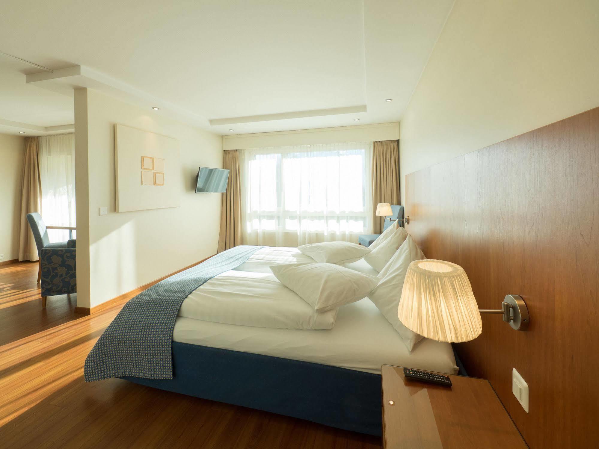 Hotel Hotel Holiday Thun 3*