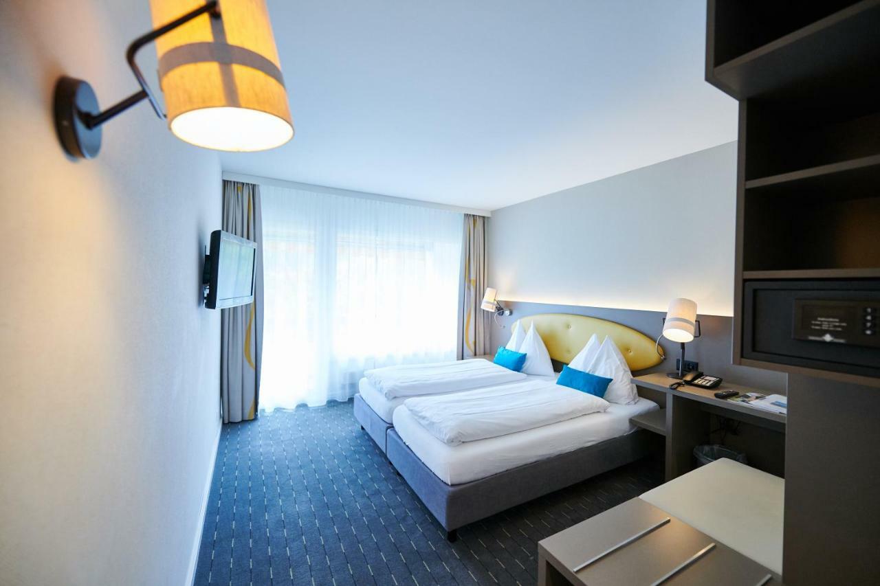 Hotel Holiday Thun Hotel 3*