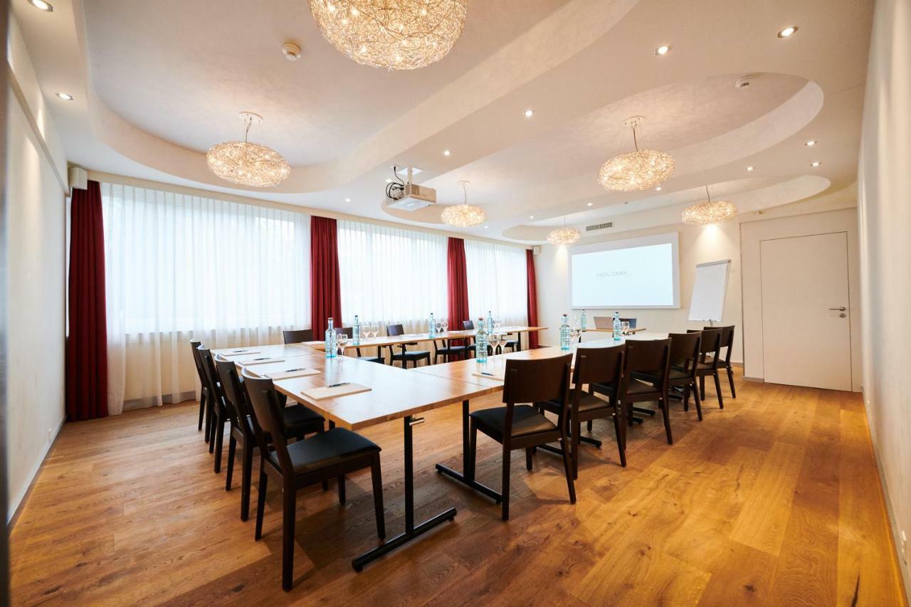 Hotel Holiday Thun Hotel 3*