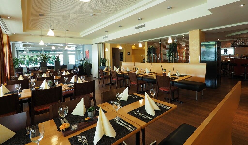 Hotel Hotel Holiday Thun Thun